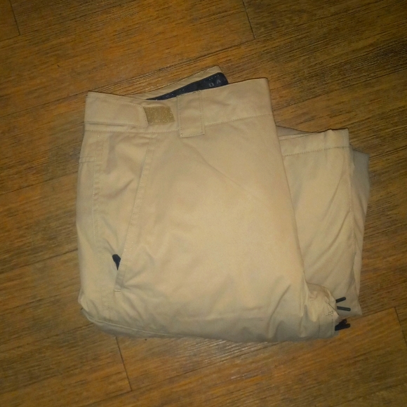 Oakley ski/snowboard pants - Picture 2 of 5